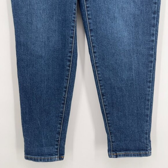 Levi's High Waisted Mom Jeans Size 25 - Picture 3 of 12